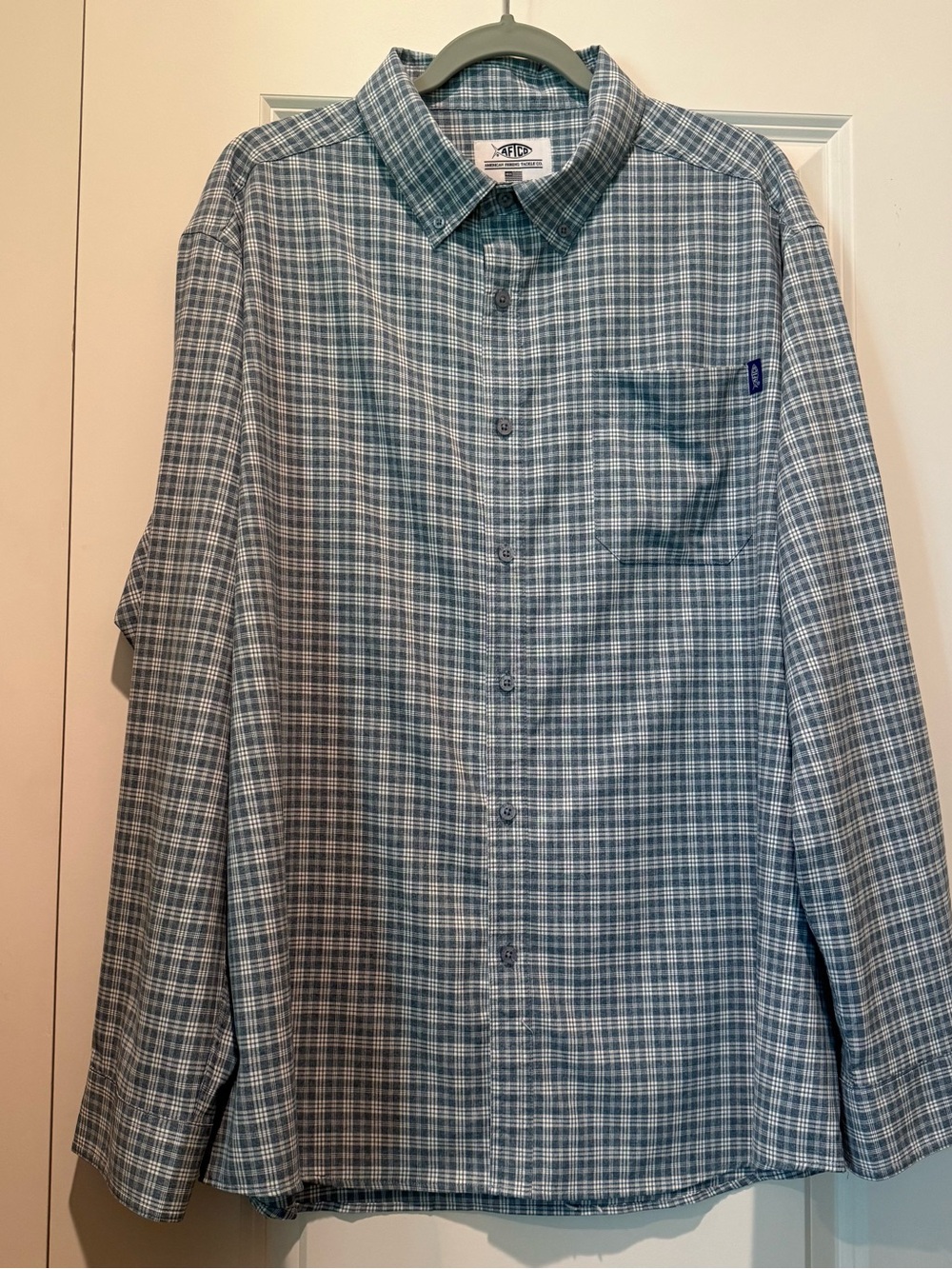 AFTCO Mens Shirt XL Blue White Plaid Long Sleeve Button Up Light Weight